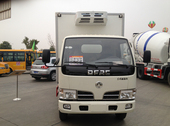 東風(fēng) CLW5040XLC4 冷藏車