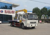 江特 多利卡帶吊國(guó)四清障車 