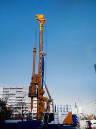 德国宝峨BG 28H多功能旋挖钻机高清图 - 外观