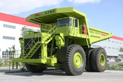 北方股份 NTE150 电动轮 矿用卡车