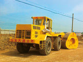天路重工 YCT32 沖擊壓路機(jī)